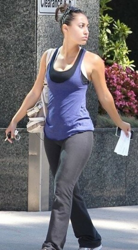 Francia Raisa ポルノスター 高品質 写真