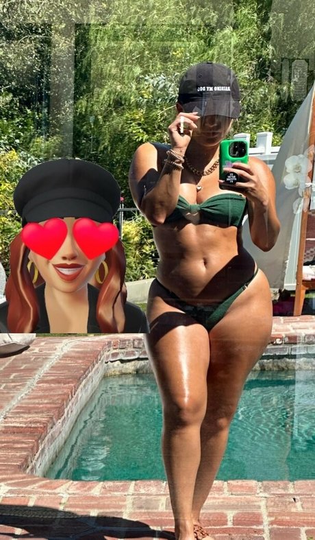 ロールプレイオンリーファン ポルノ 写真