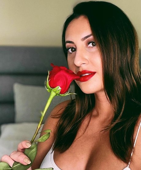 Francia Raisa セクシーモデル 画像