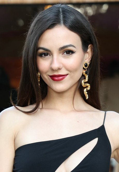 18歳以下の無料OnlyFans 無料セックス 写真