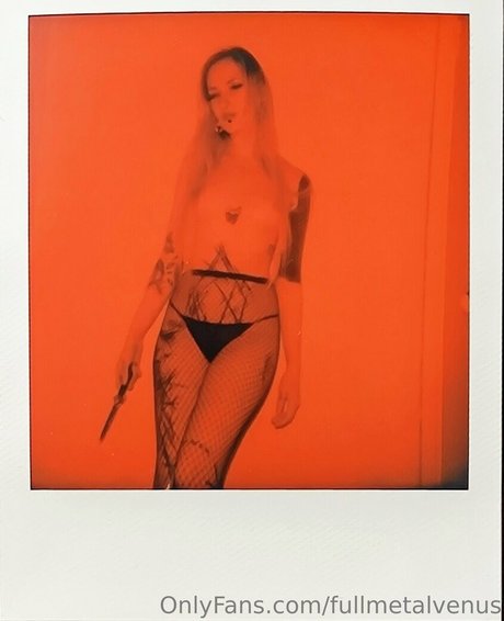 18歳以下の無料OnlyFans えろ 画像