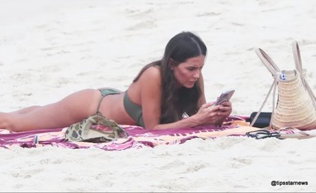 Deborah Secco 完璧なスター 画像