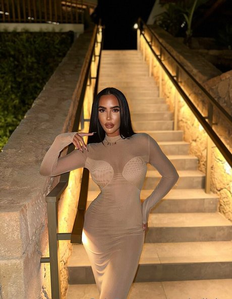 arabellalxo ポルノモデル 写真