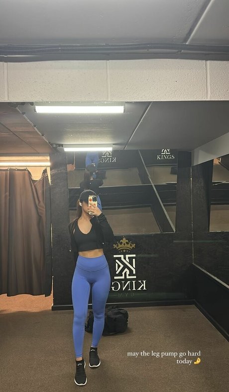 男性TikTokスターOnlyFans ホットポルノ 写真