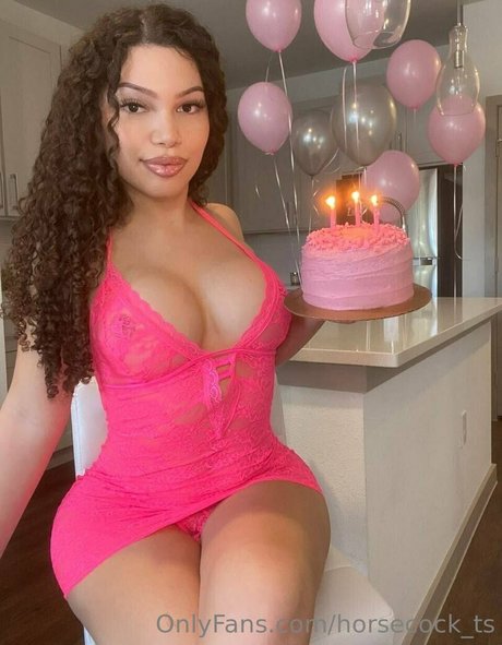 裸の熟女オンリーファンズ 無料ポルノ 写真