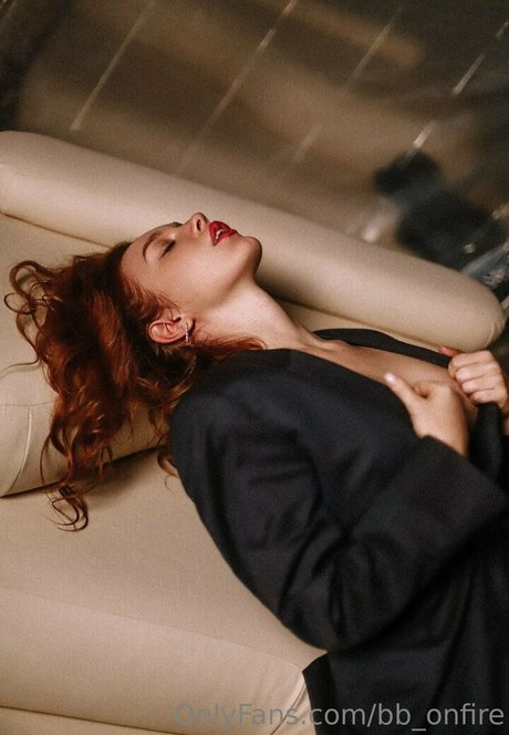 プリティオンリーファンズ 美しい裸 アーカイブ