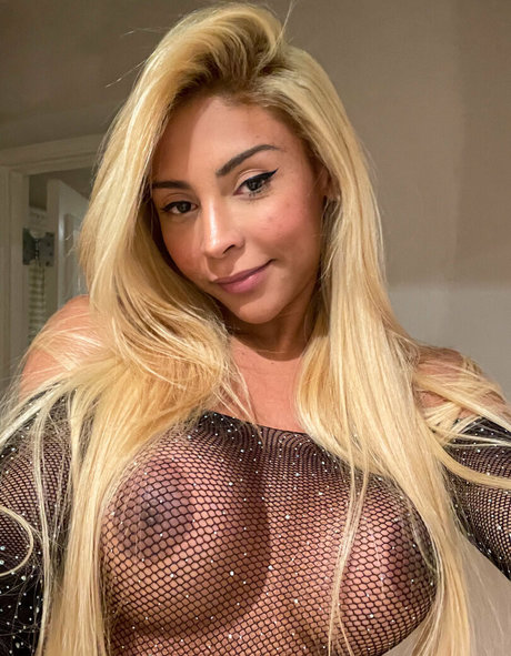 cindymoreira22 アダルトモデル 写真