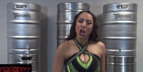 赤毛のソロOnlyFans 美しいヌード 写真