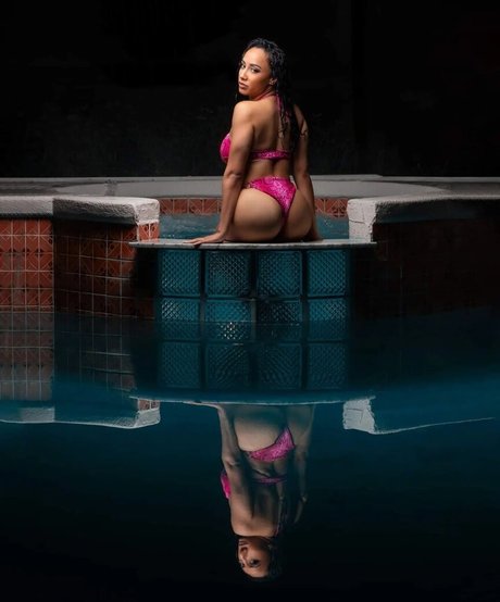 小人の裸OnlyFans 無料セクシー 画像