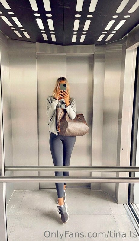 tina ts ポルノスター ヌード ギャラリー