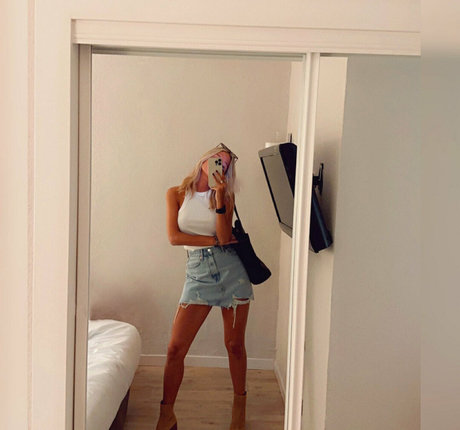 tina ts ポルノスター 画像