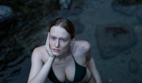 主観視点の手コキOnlyFans 美しい 写真