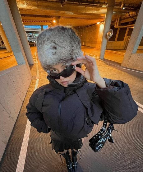 Doina Barbaneagra アートスター 画像