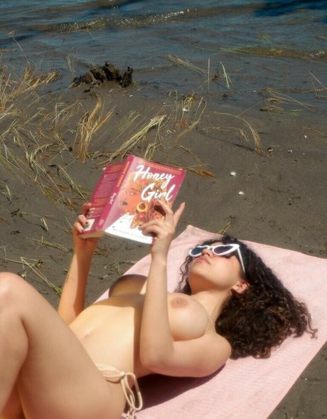 曲線美の女の子オンリーファンズ 美しいxxx ギャラリー