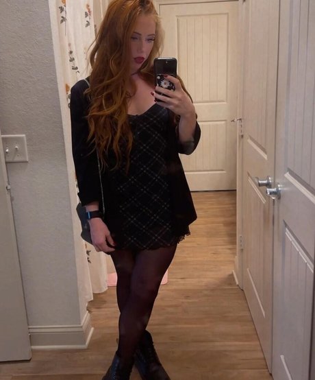 Isla Dawn 完璧なスター ギャラリー