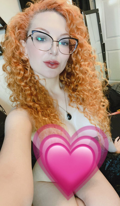 おばあちゃんの熟女OnlyFans アート裸 写真