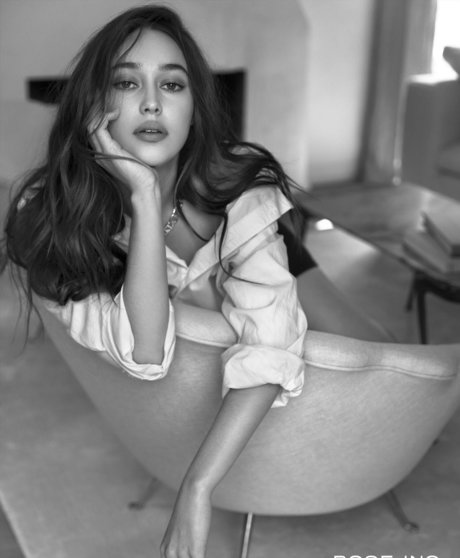 母乳オンリーファン 無料エロ 画像