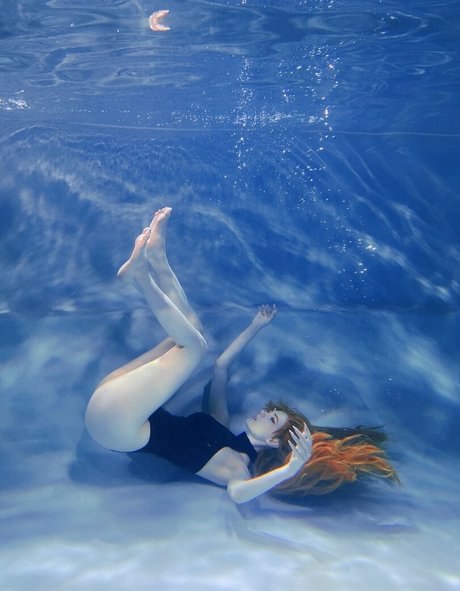 アナル熟女OnlyFans ポルノ 写真