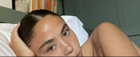 アジア人のティーンの足 オンリーファンズ 無料ポルノ ギャラリー