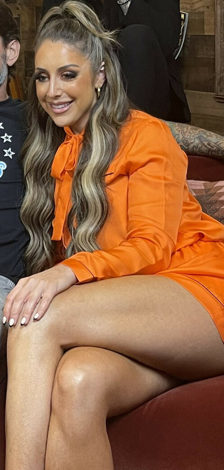 Dr Britt Baker ポルノスター 美しい 画像