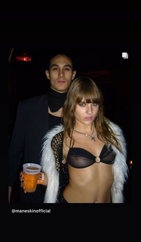 ハロウィン オンリーファン 無料裸 画像