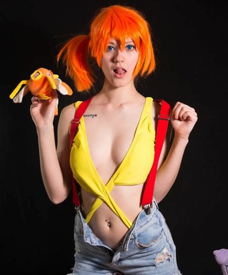 日本の女子高生OnlyFans エロチック 写真