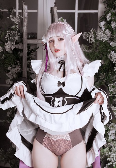 肉厚なオンリーファンズの足 可愛い 写真