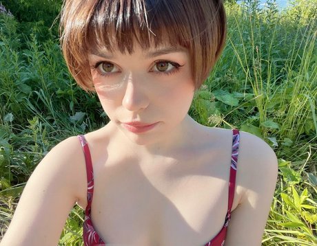 ティーンシーメールオンリーファンズ ポルノグラフィック 画像