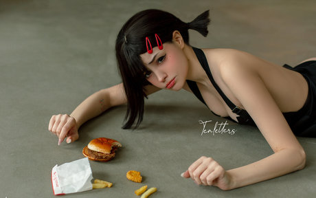 痩せたティーンのオンリーファンズ 無料セクシー 写真