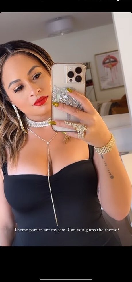 OnlyFansの交換 HD 写真