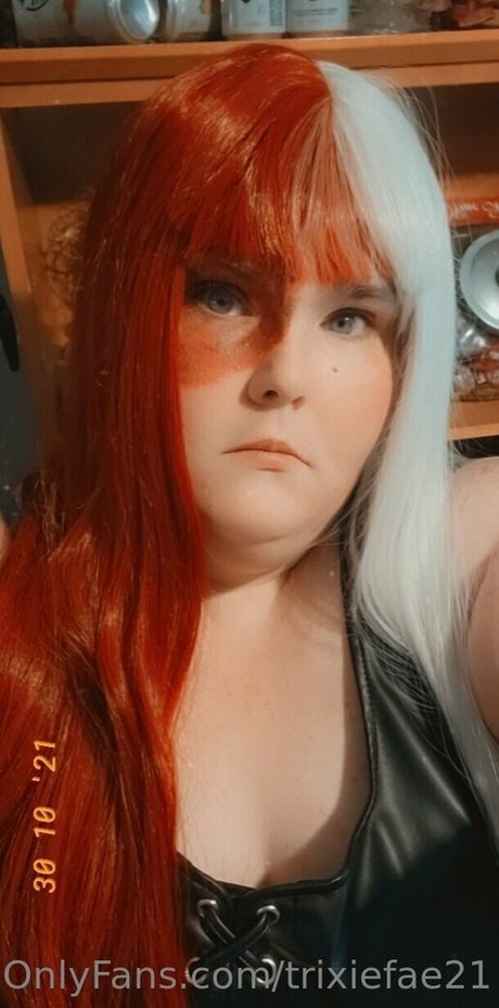 trixiefae21 ポルノスター ホット 写真