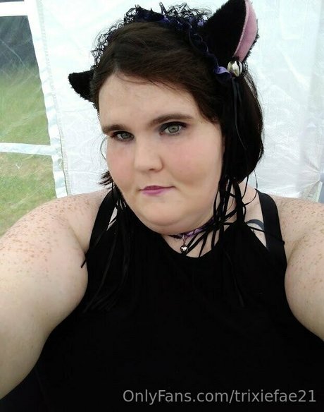 trixiefae21 ポルノスター HD 写真