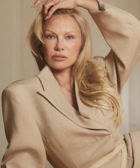 Pamela Anderson ホットスター 写真