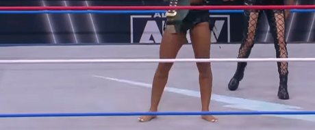 ポニーテールオンリーファンズ ホットセックス 画像