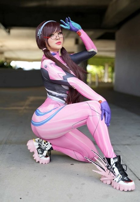 トゥインクスオンリーファンズ セクシー 写真