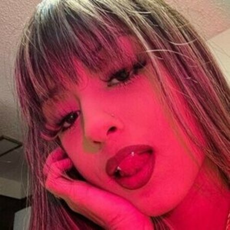 luvrosa アダルトモデル 画像