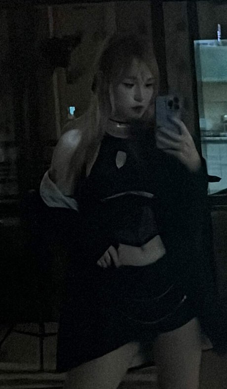 Flavia Sayuri セクシーモデル 写真