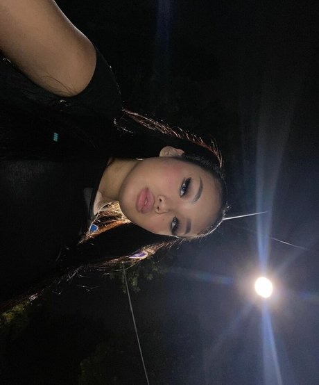 巨尻オンリーファン ヌード 画像