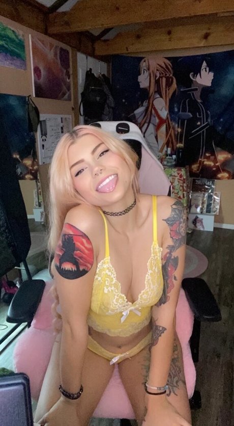 フェイシャルオンリーファンズ 美しい 写真