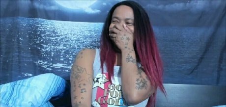 無修正オンリーファンズ ホット 画像