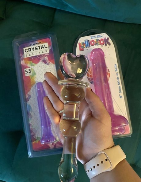 曲線美のクーガーOnlyFans HD 写真