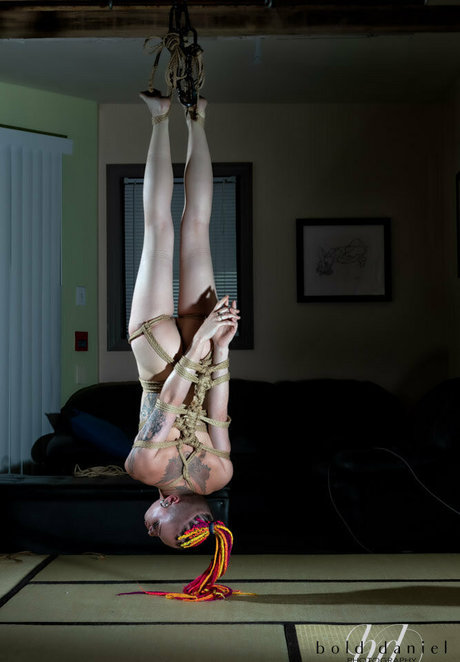 黒人ママオンリーファンズ ヌード 画像