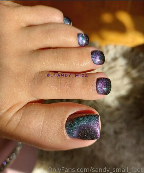 sandy small feet ポルノスター セクシー 写真