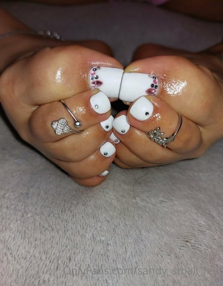 sandy small feet 美しい女優 写真