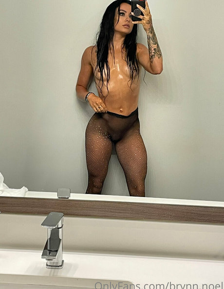 Brynn Noel ヌードのポルノスター 写真