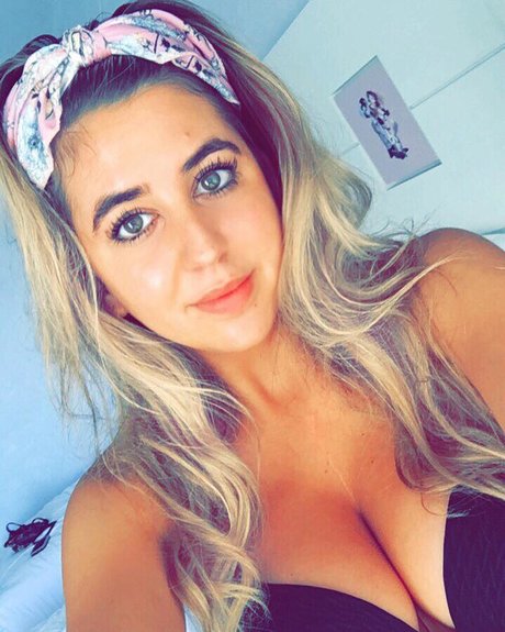 Katie Teresi ポルノ女優 画像