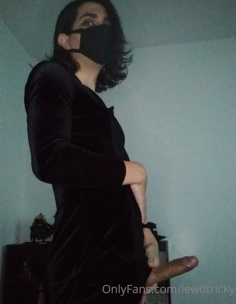 lewdtricky ポルノモデル 写真