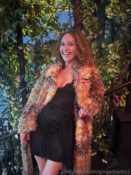 トゥインクスオンリーファンズ 無料セックス 写真