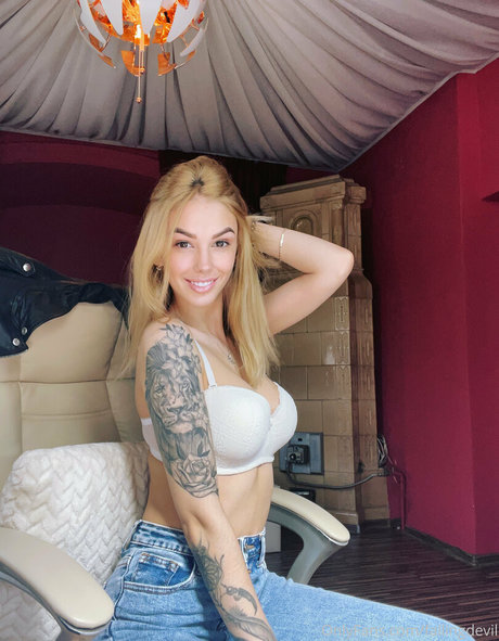 2024年のトップOnlyFans 美しい裸 写真