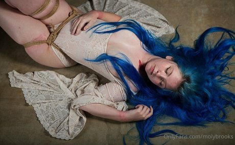 molybrooks アートポルノスター 写真